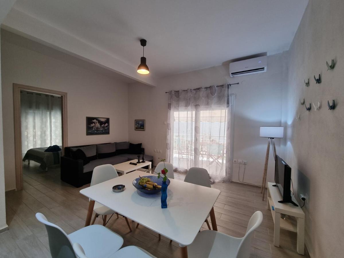 Cosy And Modern Appartment In Olympiada Luaran gambar
