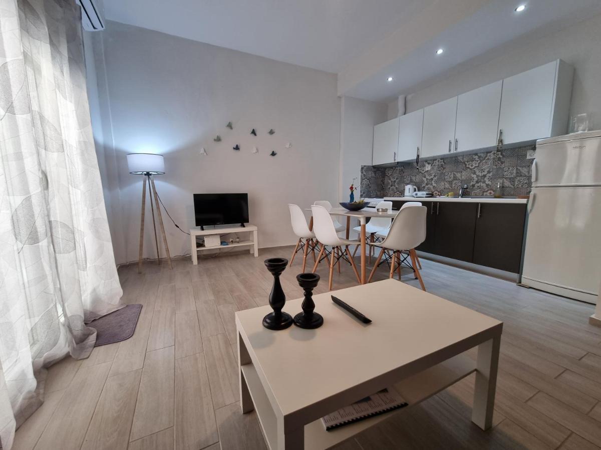 Cosy And Modern Appartment In Olympiada Luaran gambar